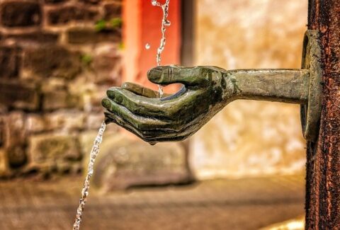 fountain-3412242_640